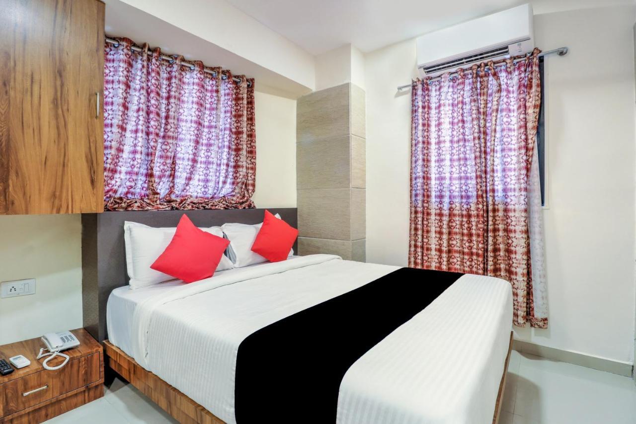 מומביי Hotel Crystal Inn מראה חיצוני תמונה