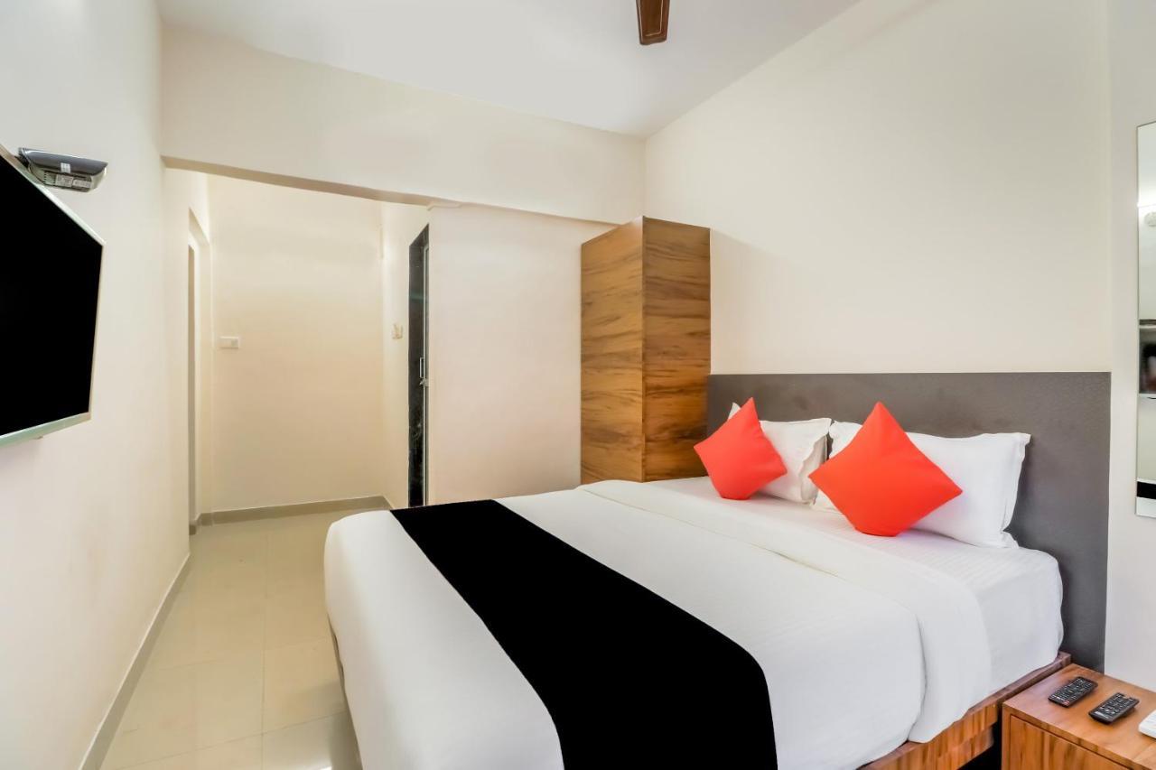 מומביי Hotel Crystal Inn מראה חיצוני תמונה