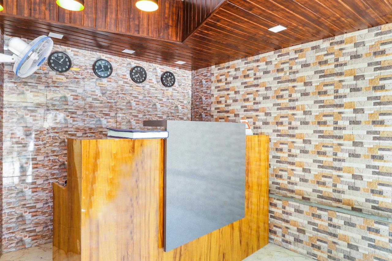 מומביי Hotel Crystal Inn מראה חיצוני תמונה