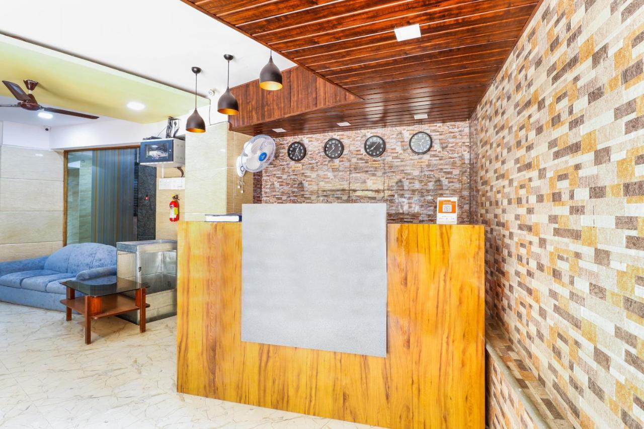 מומביי Hotel Crystal Inn מראה חיצוני תמונה