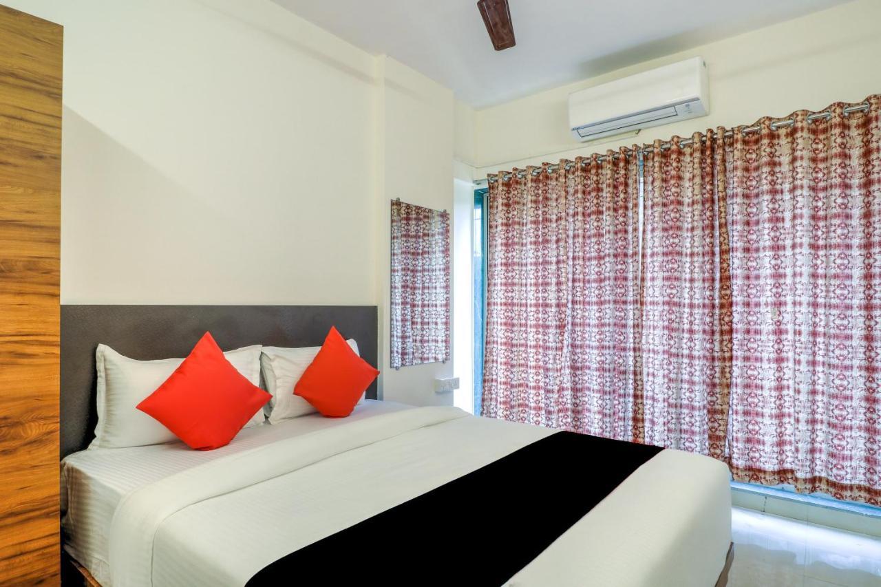 מומביי Hotel Crystal Inn מראה חיצוני תמונה